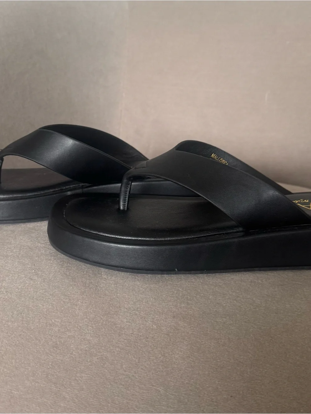 BEACH by Matisse Black Platform Flip Flop Sandals